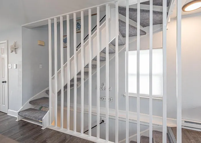 Spacious 3br Townhouse With Pool Ocean Stadt