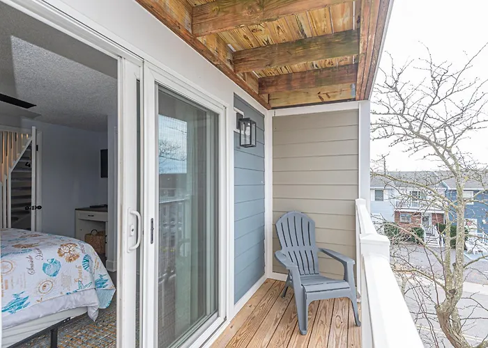 Ferienhaus Spacious 3br Townhouse With Pool *
