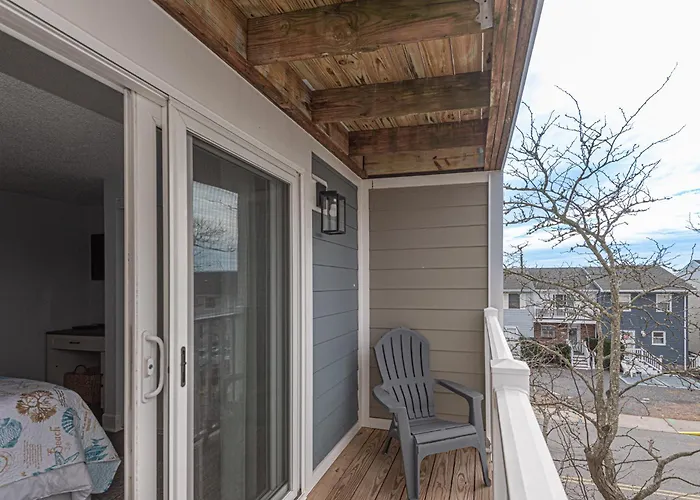 Ferienhaus Spacious 3br Townhouse With Pool Ocean Stadt